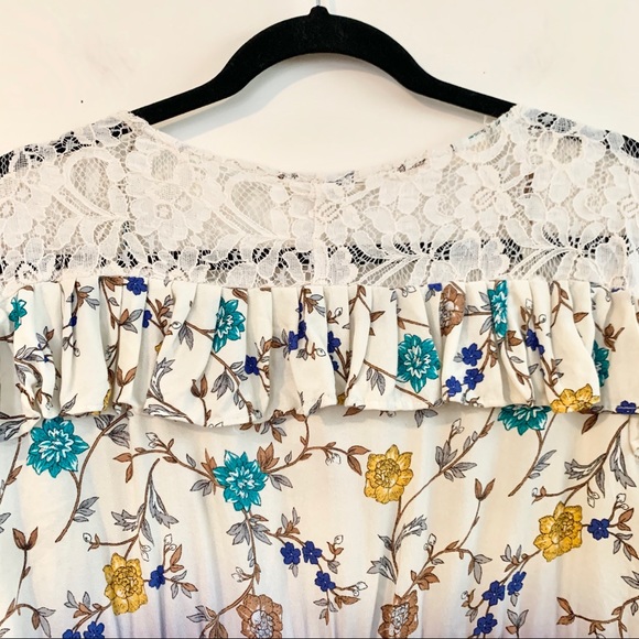 NWT GIMMICKS by BKE Pleated Ruffle Ombre Kimono - Picture 9 of 12